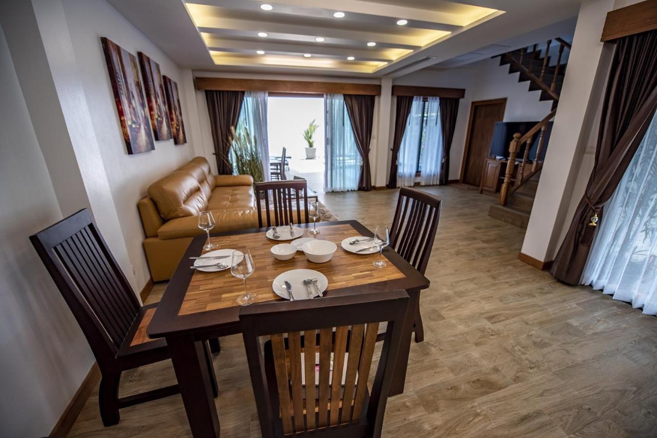 Private Villas Bangtao Bang Tao Beach  Exteriör bild